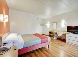 Motel 6-Seekonk, MA - Providence East