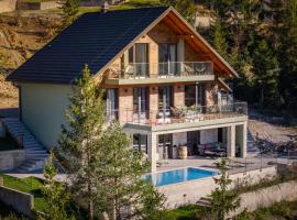 Villa Stella Verde - Wellness Villa with a swimming pool, hot tub and sauna，位于拉夫纳格拉的酒店