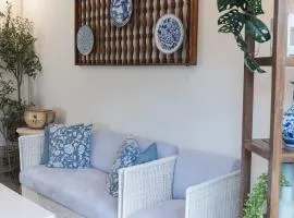 Blue Nest 3BdR Apartment with parking space