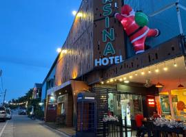 Paksina Hotel，位于陶公的酒店