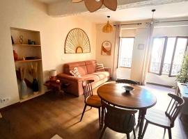 Studio L'oasis Ensoleillé，位于屈埃尔的酒店
