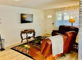 Ely Farm House - Near Yosemite National Park