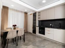 Brand New Flat Near Cafes and Shops I Full Ameneties