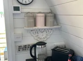 Dolafon luxury glamping pod 3 with hot tub