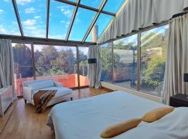 Tù Casa de Campo Petit Hotel Potrero de los Funes a 30min，位于Estancia Grande的酒店