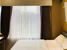 Luxebridge Hotel