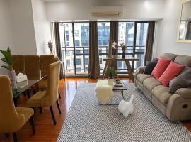 New 2BR Suite Milano Residences Poblacion Makati 110sqm，位于Sampong的酒店