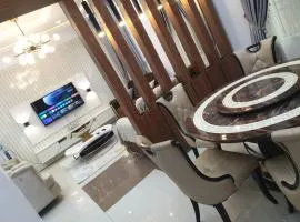 QW5 APARTMENTS and SUITE