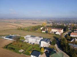 PrzyStań S7，位于Smroków的酒店