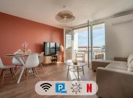 Le Jean Moulin T2 air-conditioned private parking balcony