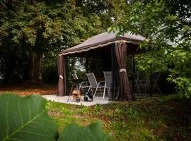 Le Petit Mona Elowen