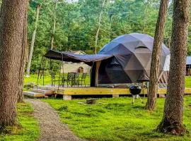 Cozy Mountain Dome Escape in the Catskills