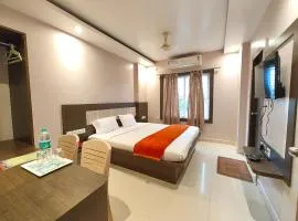 Hotel HTN Stay Puri Near Golden Beach and Temple - Air-Conditioned With Lift #wi-fi And Parking Facilities - Spacious Room - Prime Location Book It Early