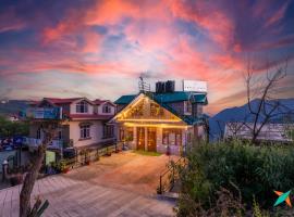 Zostel Homes Shoghi, Shimla，位于Shogi的酒店