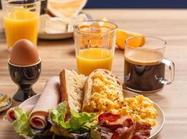 波尔图扎欧陆公园宜必思酒店 ，位于圣玛丽亚大德费拉的酒店