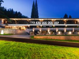 Villa Rossa Luxury & Spa Residence，位于Narechenski Bani的酒店