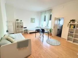 L21-Apartment Flensburg, 3 Zimmer, 7 Betten, Standardisierte Ausstattung, ideal für Reisende, Pendler, Familien