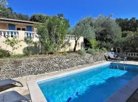 Pet Friendly Home In Colonzelle