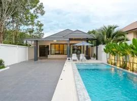 Krabi Vale Luxury Private Pool Villa, Ao Nang