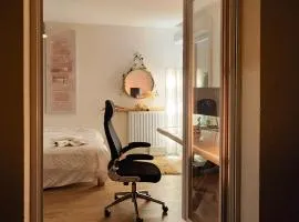 Room Opposite Metro Line 14 - Balcony & Garden View - 5 min Orly 7 min Paris