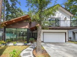 Luxury House in the Woodlands，位于斯普林的酒店