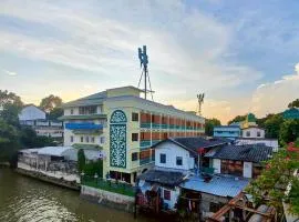 Bangluang Boutique Hotel nearby Wat Arun