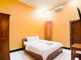 Cendana Loekito Homestay Mandala Krida RedPartner