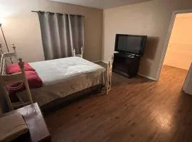 West Phoenix Value Room 5 Bennet