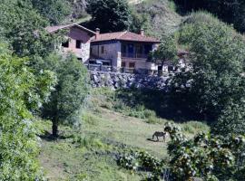 La casina de Berdayes，位于Labra的酒店
