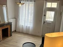 jolie maison de ville proche bords de Loire