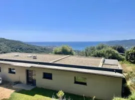 Villa d'architecte avec vue mer imprenable et piscine chauffée