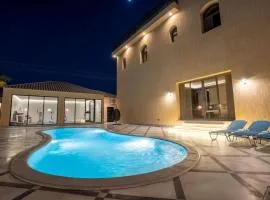 Jovan suites