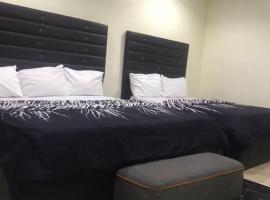 Valley Point Hotel and Suites55，位于Sangotedo的酒店