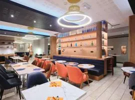 Mercure Chartres Centre Cathedrale