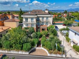 Best Western Hotel Arya，位于西尔米奥奈的酒店