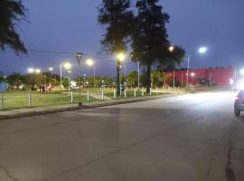 El Amanecer，位于Charata的自助式住宿