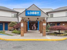 皮斯卡塔韦6号汽车旅馆，位于皮斯卡特维的酒店