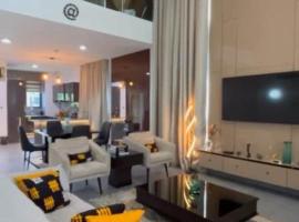 Emerald harbour apartments，位于Ajegbenwa的酒店