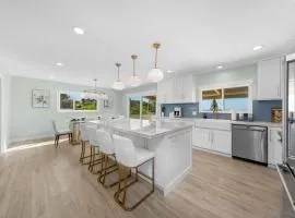 Family Hilltop Home w/ Views