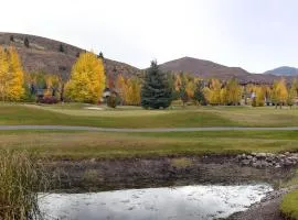 Della View 2BR condo - In the heart of Historic downtown Hailey!