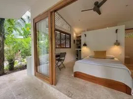 Villas Guaitil Cozy Jungle Hideaway in Playa Chiquita