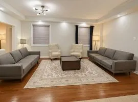 Spacious Brampton 4BR Upper Home