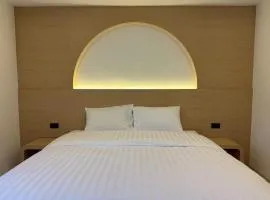 Luna Residence