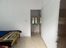 Khati's hotel，位于Pīpalkoti的酒店