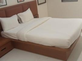 Hotel Arena Inn，位于Dombivli的酒店