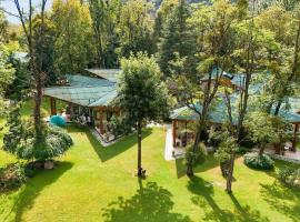 Span Resort and Spa, Manali，位于马拉里的酒店