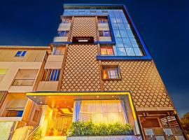 Super Townhouse Indiranagar Formerly Leela Park Domlur，位于班加罗尔的酒店
