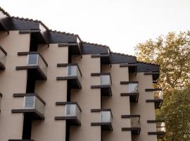 Hotel Baztan，位于Garzáin的酒店