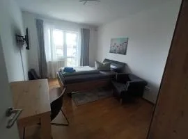 Schöne Wohnung mit WLAN und Balkon in Magdeburg Salbke