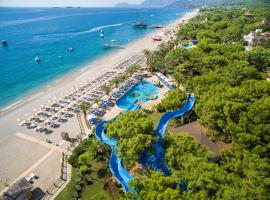 Pirates Beach Club -Ultra All Inclusive，位于特基罗瓦的酒店